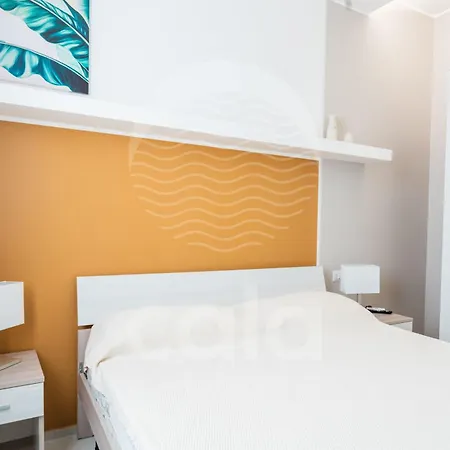 Odysea - A 150m By Cala Salento